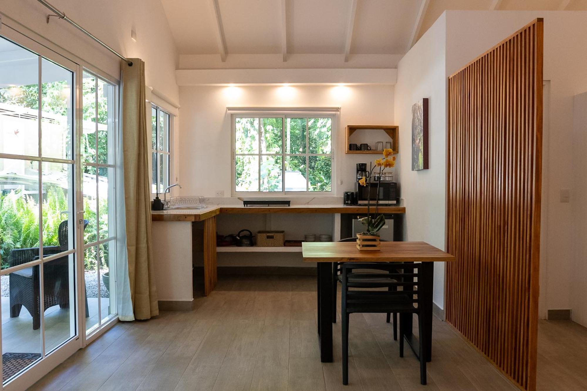 Jaguar Inn Bungalows Puerto Viejo de Talamanca Екстериор снимка