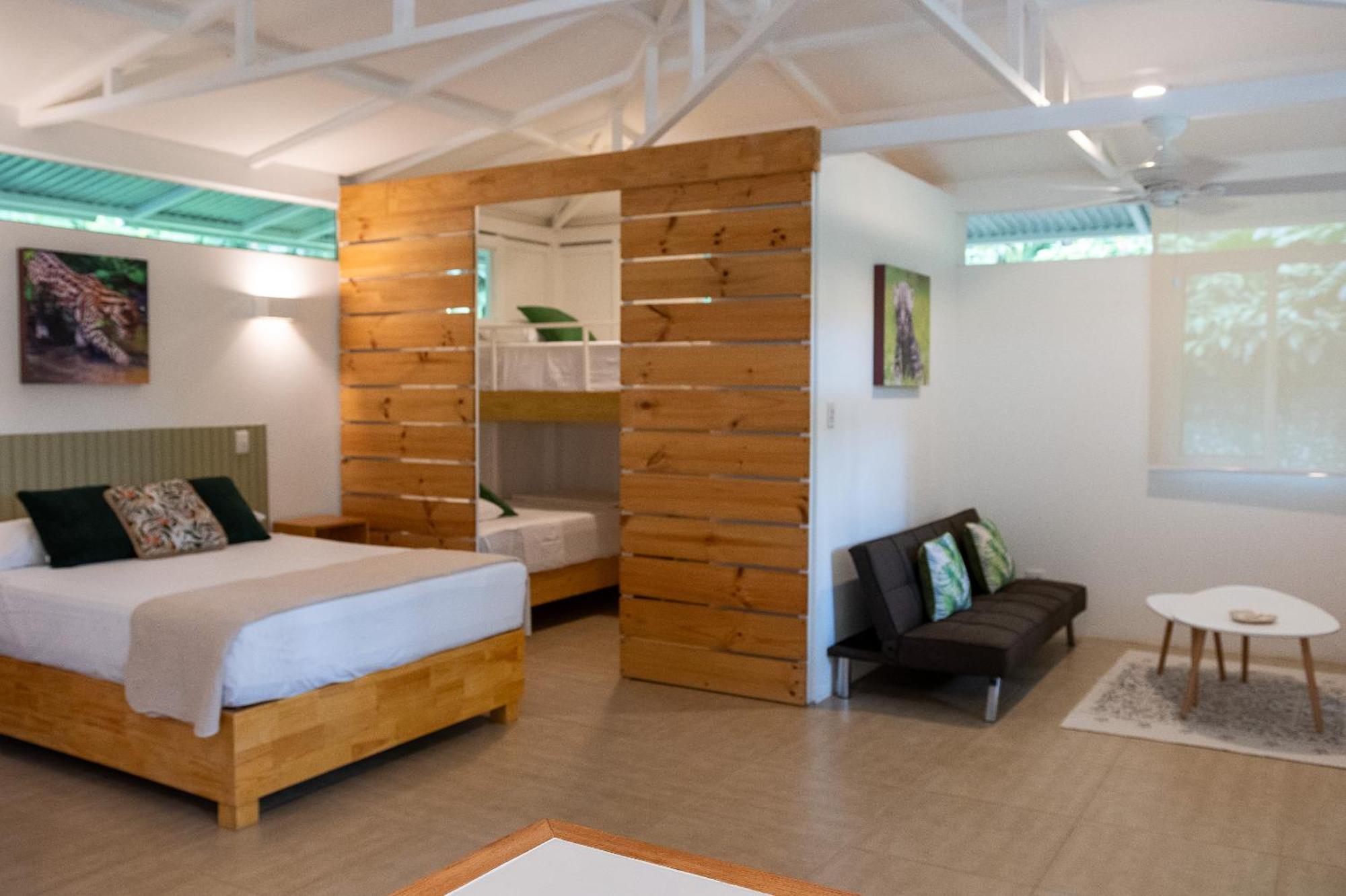 Jaguar Inn Bungalows Puerto Viejo de Talamanca Екстериор снимка