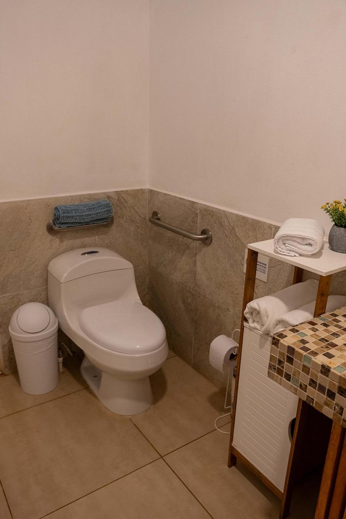 Jaguar Inn Bungalows Puerto Viejo de Talamanca Екстериор снимка