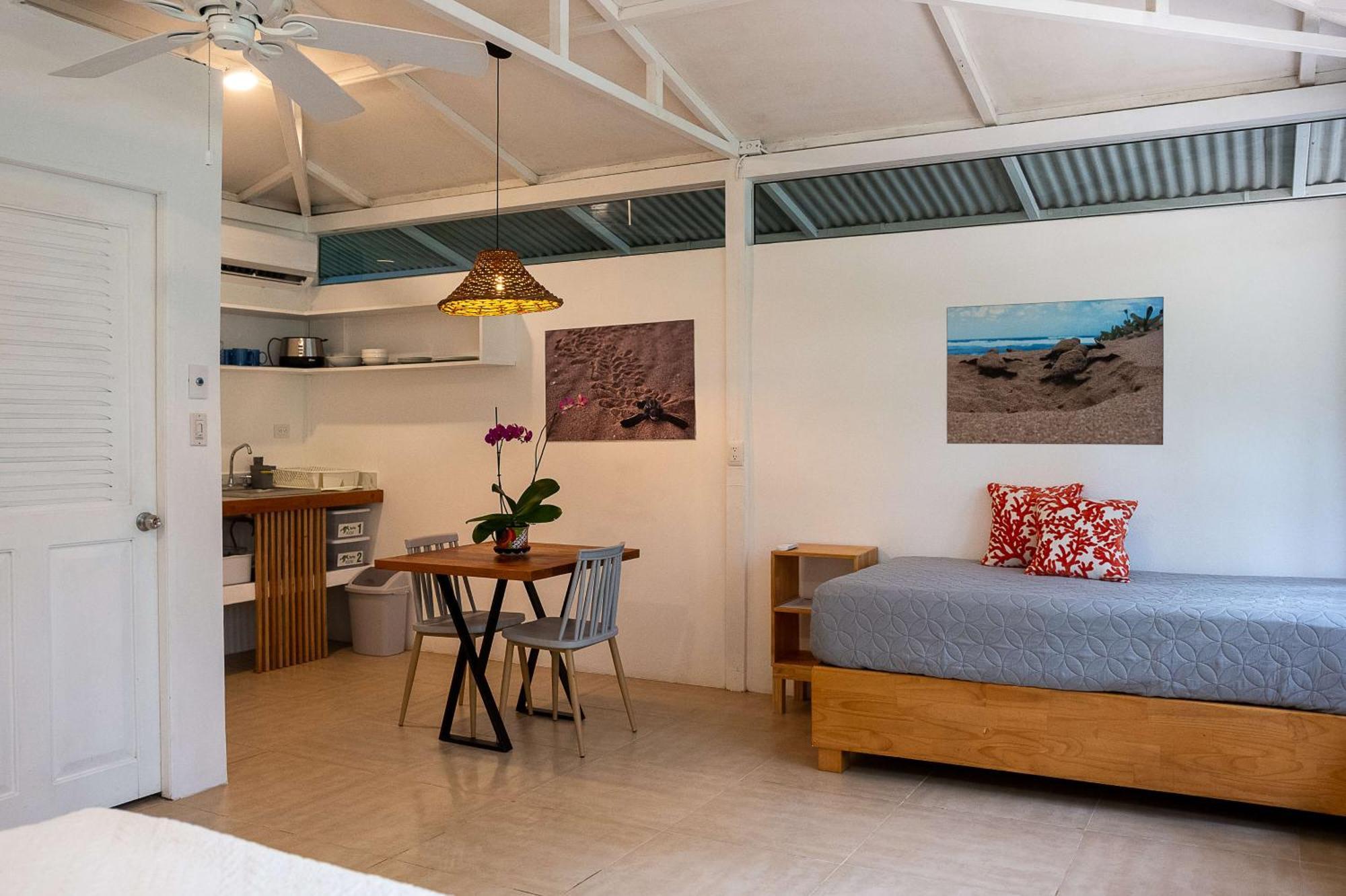 Jaguar Inn Bungalows Puerto Viejo de Talamanca Екстериор снимка