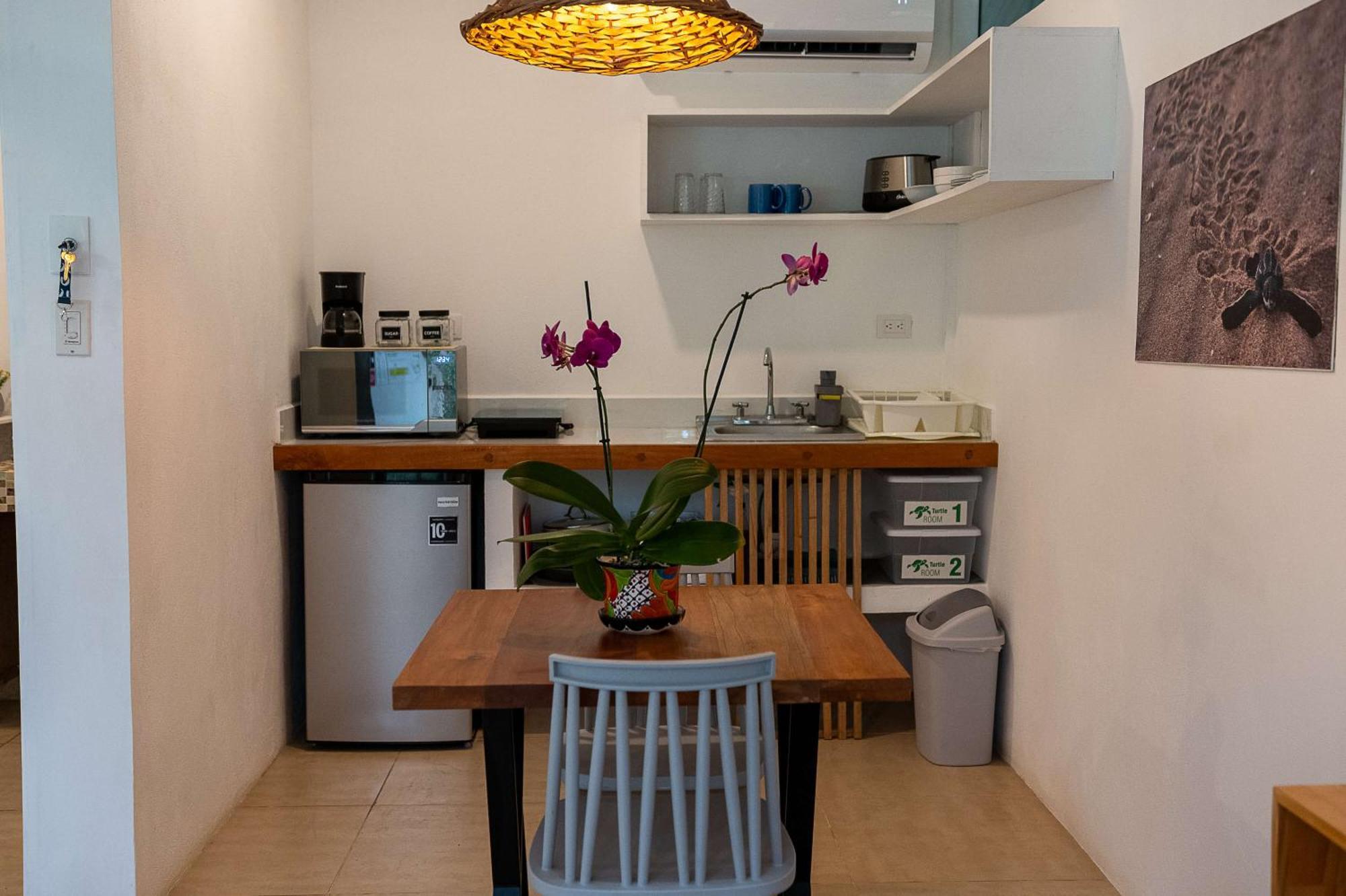 Jaguar Inn Bungalows Puerto Viejo de Talamanca Екстериор снимка